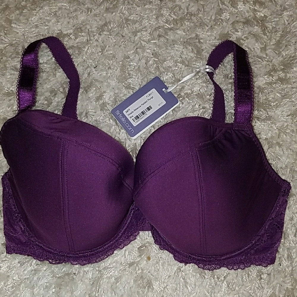 NWT!! Flirtelle Rebecca Padded Plunge 34FF